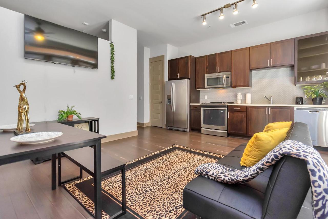Downtown Hou 1Br Rental Car Available!! Pool Wifi Хьюстон Экстерьер фото