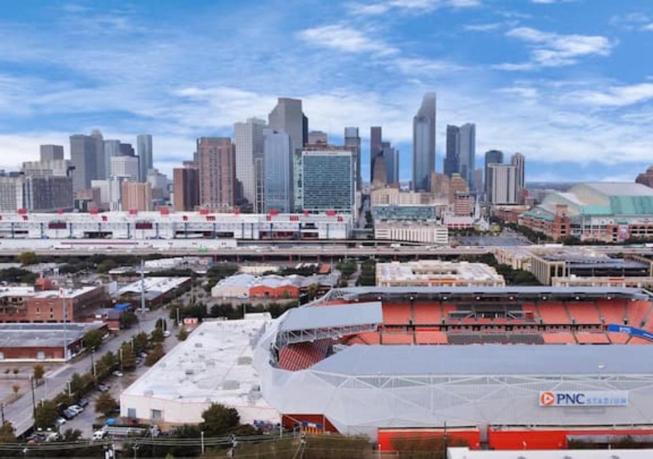 Downtown Hou 1Br Rental Car Available!! Pool Wifi Хьюстон Экстерьер фото