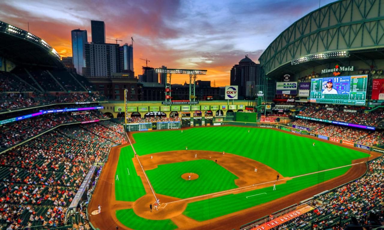 Downtown Hou 1Br Rental Car Available!! Pool Wifi Хьюстон Экстерьер фото